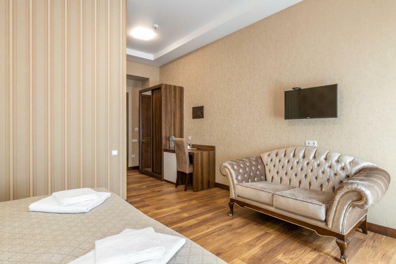 Ornament Hotel Tiflis Dış mekan fotoğraf