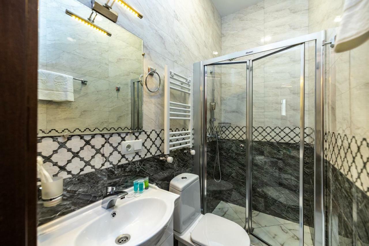 Ornament Hotel Tiflis Dış mekan fotoğraf
