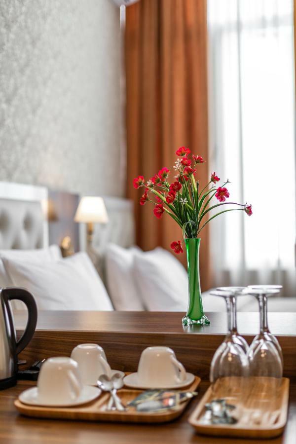 Ornament Hotel Tiflis Dış mekan fotoğraf